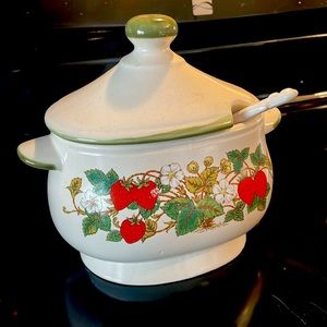 Stoneware Soup Tureen with Spoon